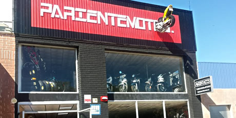 tienda de venta de bici al publico pariente motos en torre don jimeno en jaen